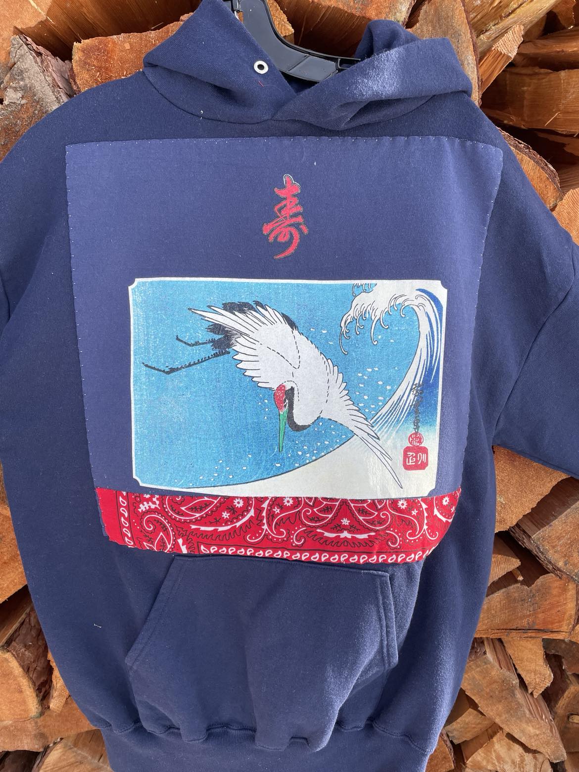 Japanese crane: HOODIE