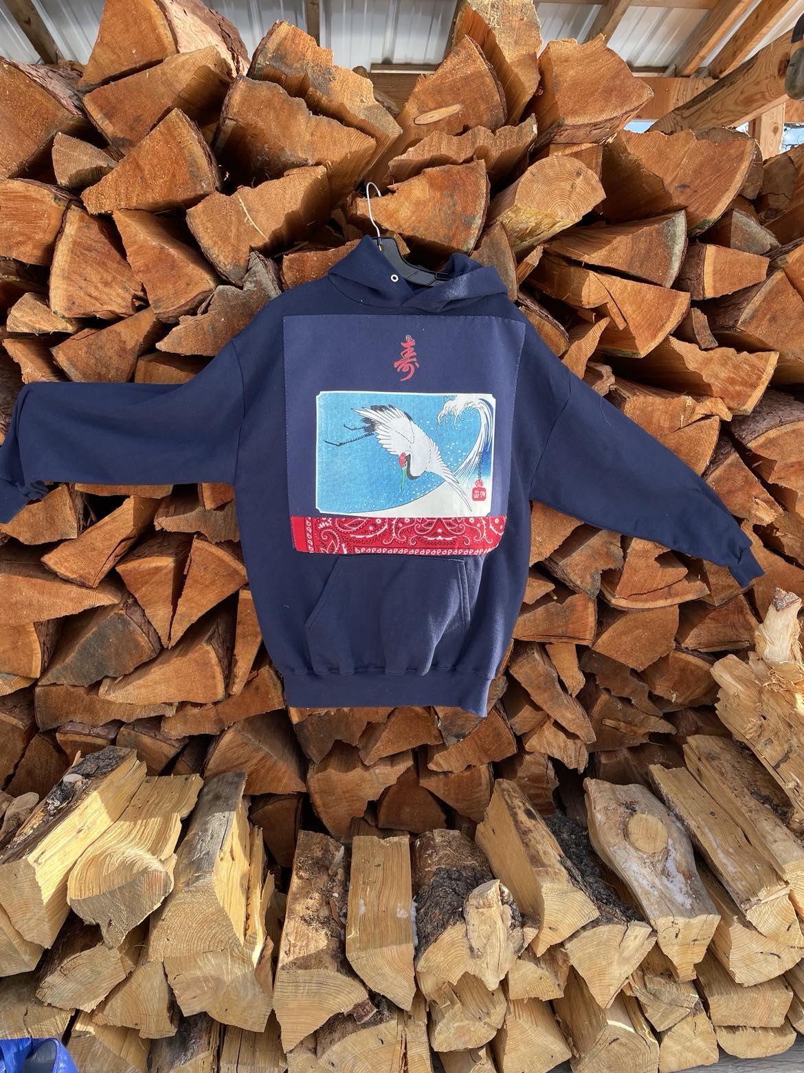 Japanese crane: HOODIE