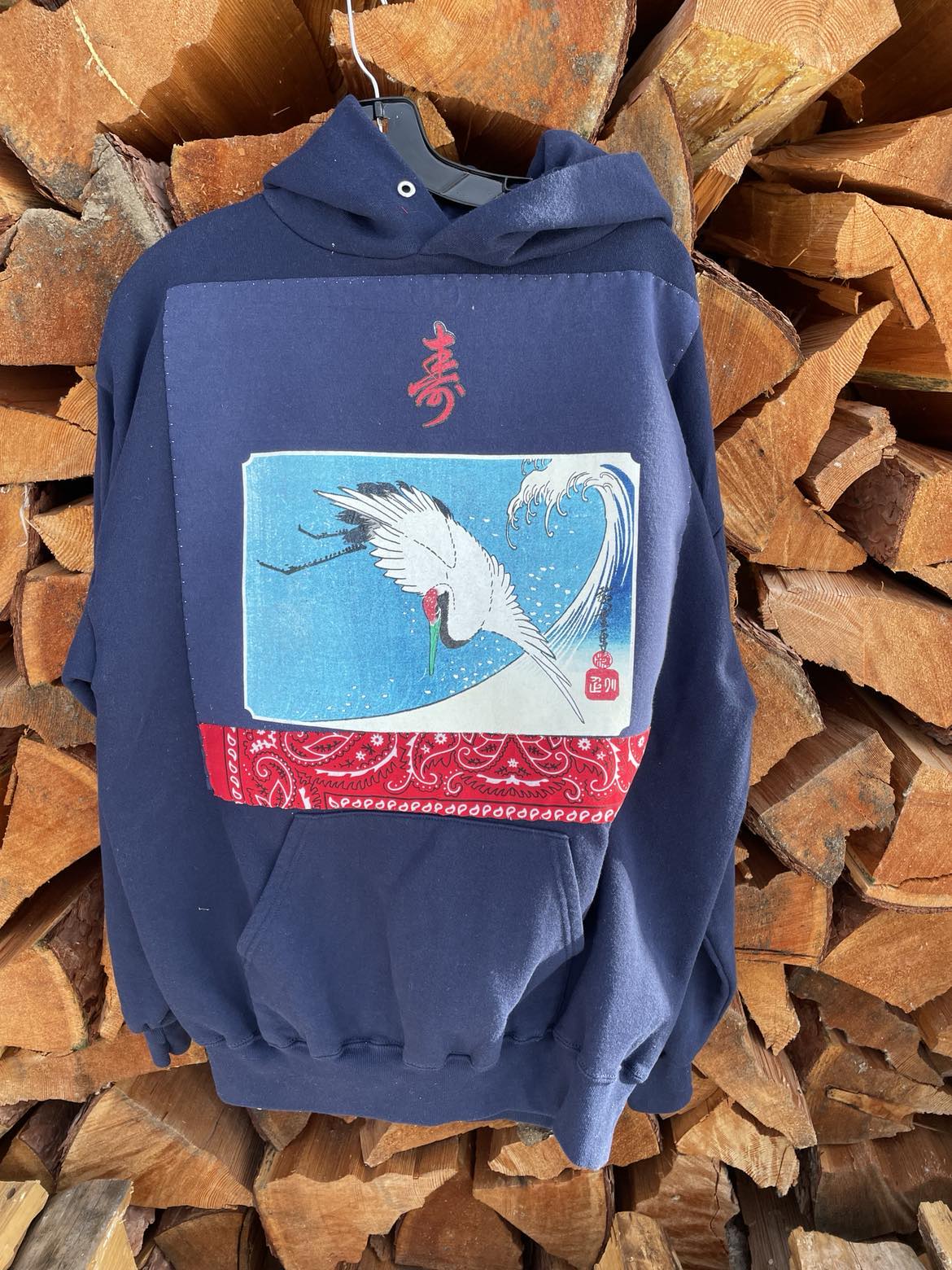 Japanese crane: HOODIE