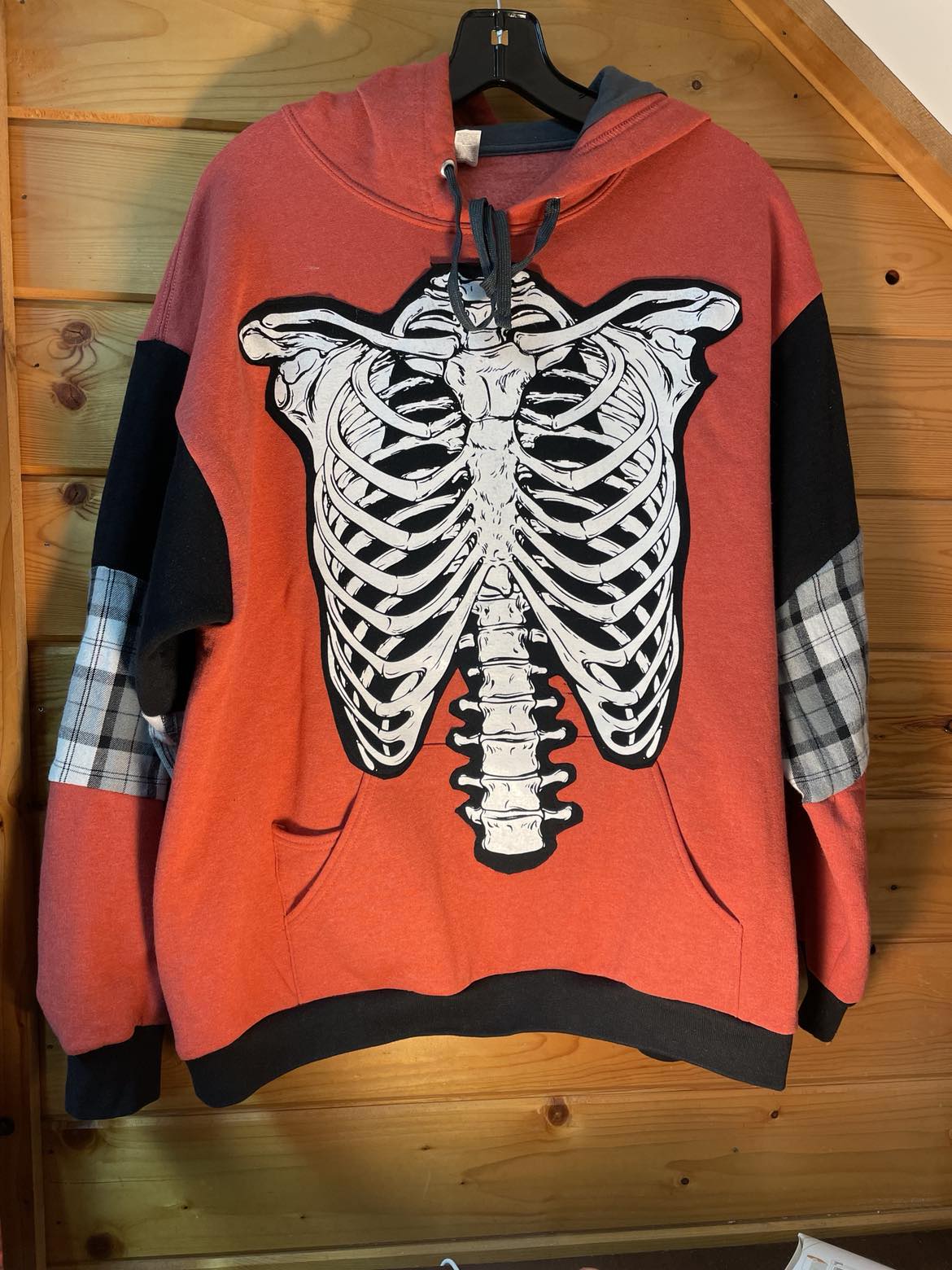 SKELLY: HOODIE
