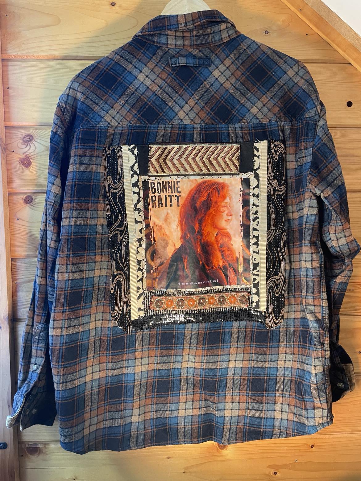 Let’s Give ‘Em Something to Talk About – Bonnie Raitt Flannel