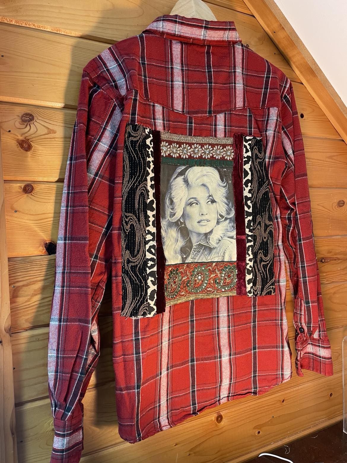 Dolly on the frontlines of fashion.
