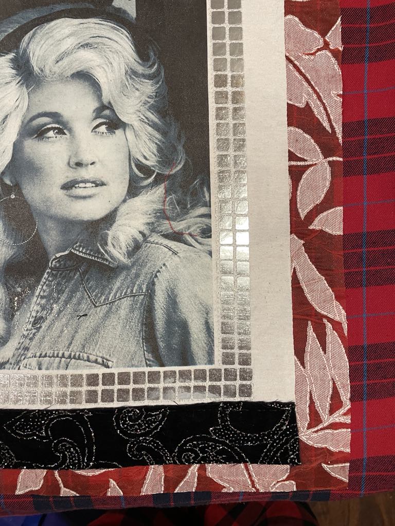 What Would Dolly Do? – Rhinestone Heart Flannel