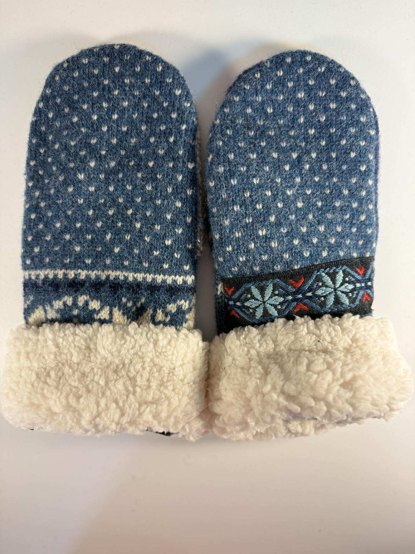 Blue Scandi 7