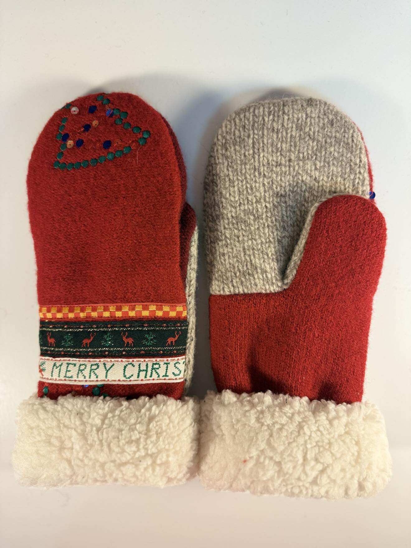 Christmas Mitt 2