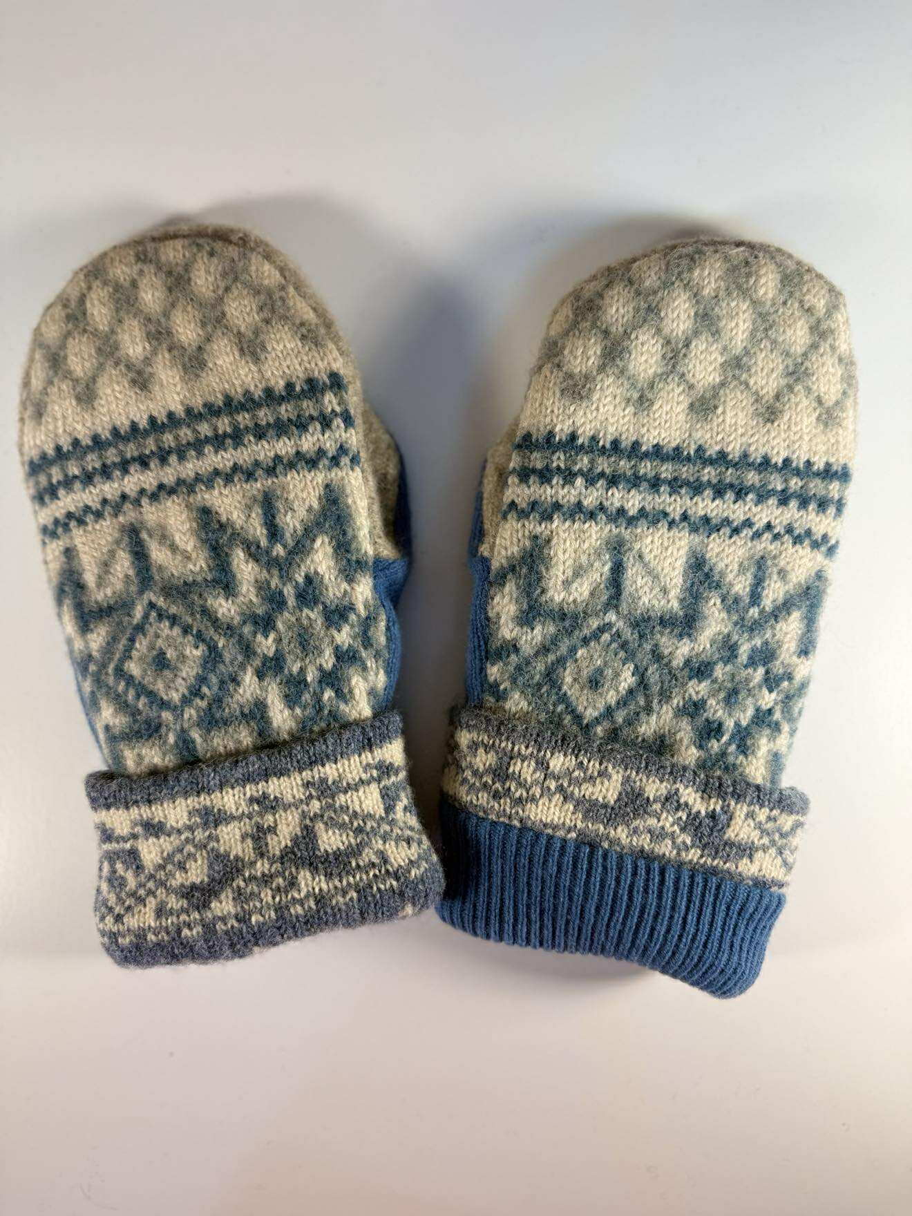Light Blue Scandi 1