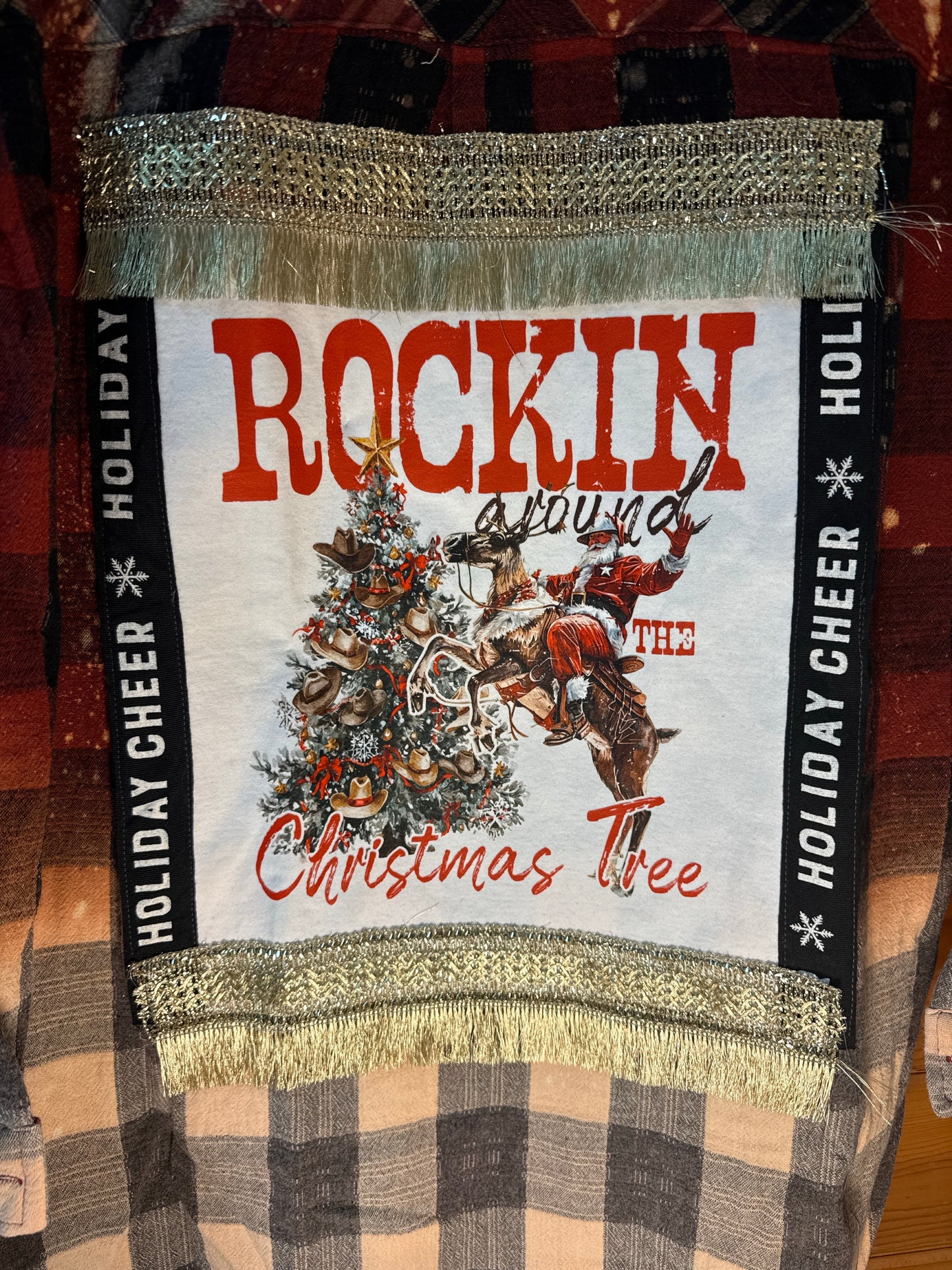 Rockin’ Around Fringe Duster Flannel (Holiday Cheer)