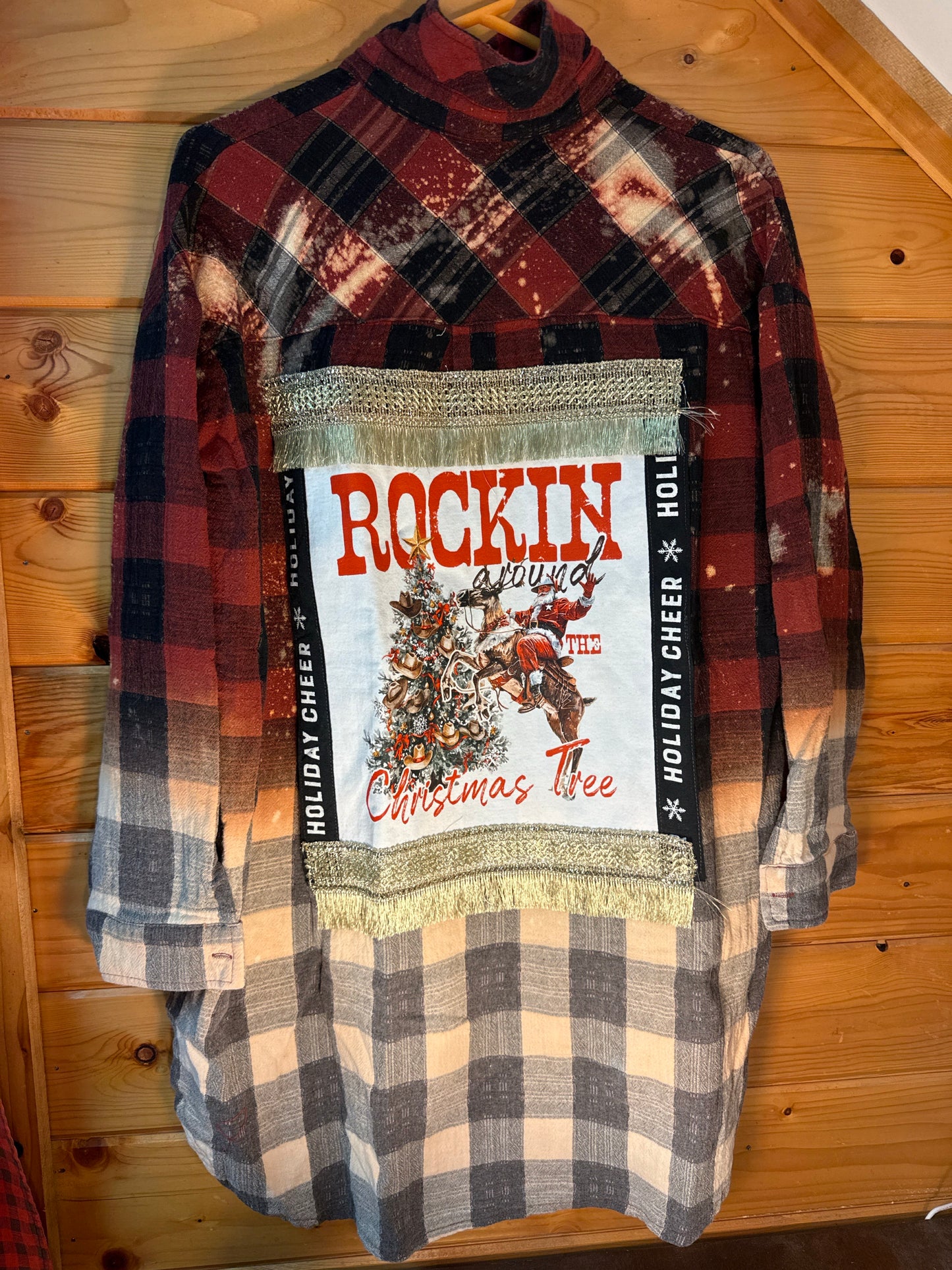 Rockin’ Around Fringe Duster Flannel (Holiday Cheer)